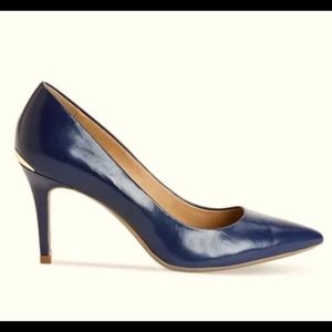 Calvin Klein women’s brand new size 6 blue pumps